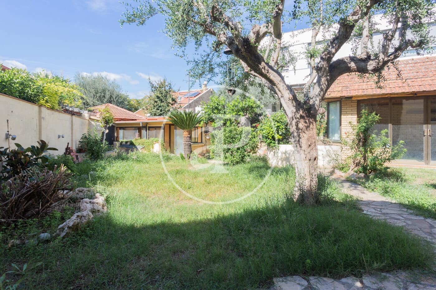 3 bedroom Villa for sale in Sant Just Desvern with garage - € 1,490,000 (Ref: 9303512)