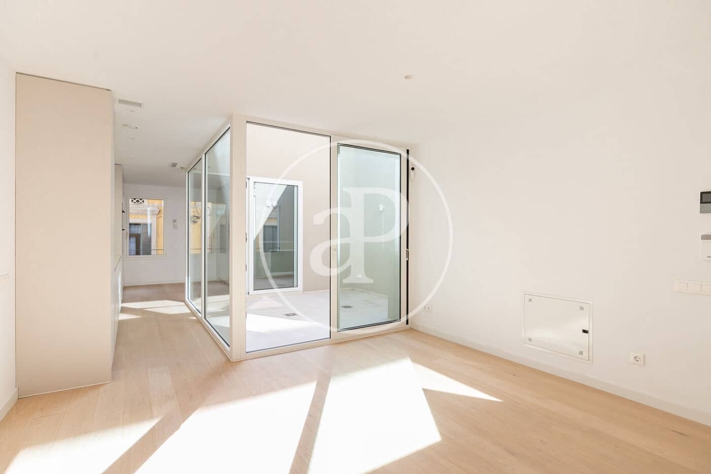 4 makuuhuone Kattohuoneisto myytävänä paikassa Barcelona kaupunki - 890 000 € (Ref: 9303516)