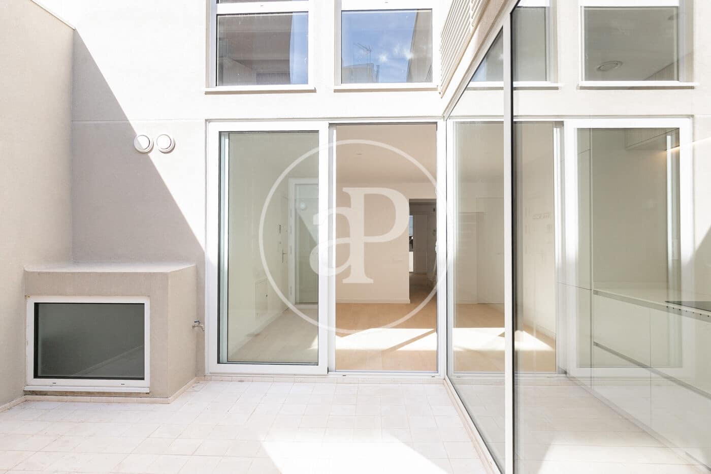 4 makuuhuone Kattohuoneisto myytävänä paikassa Barcelona kaupunki - 890 000 € (Ref: 9303516)