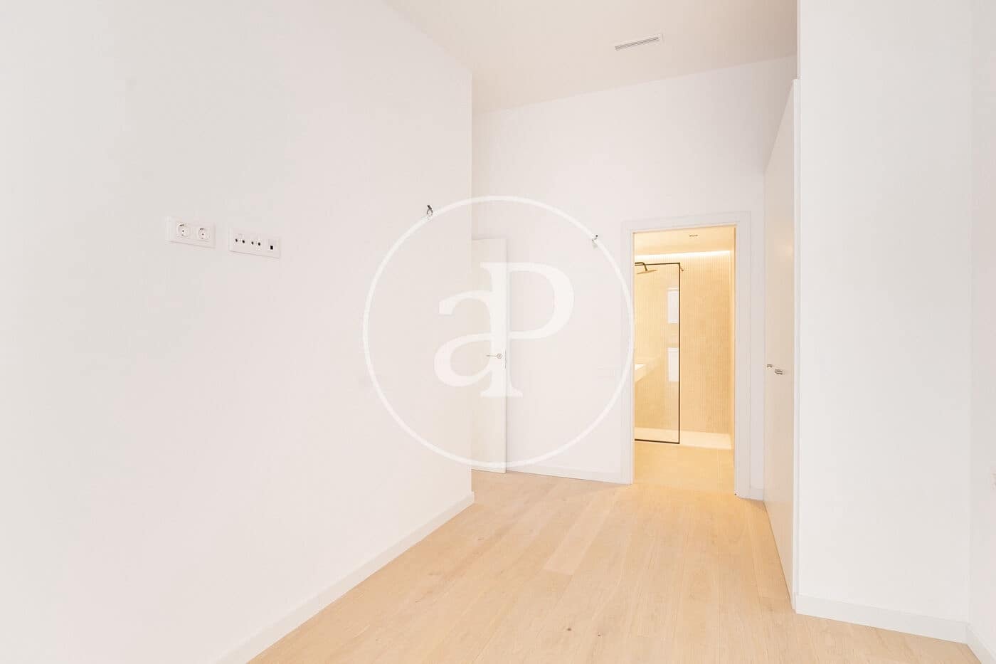 4 makuuhuone Kattohuoneisto myytävänä paikassa Barcelona kaupunki - 890 000 € (Ref: 9303516)