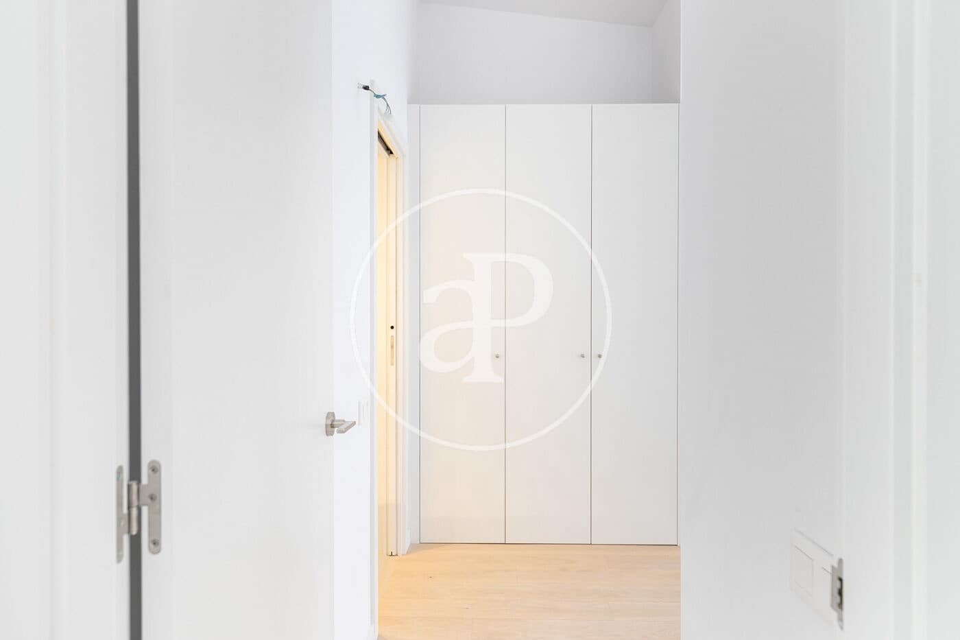 4 makuuhuone Kattohuoneisto myytävänä paikassa Barcelona kaupunki - 890 000 € (Ref: 9303516)