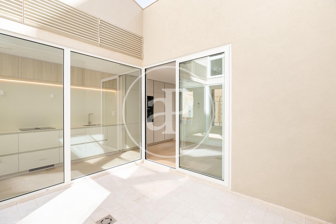 4 makuuhuone Kattohuoneisto myytävänä paikassa Barcelona kaupunki - 890 000 € (Ref: 9303516)