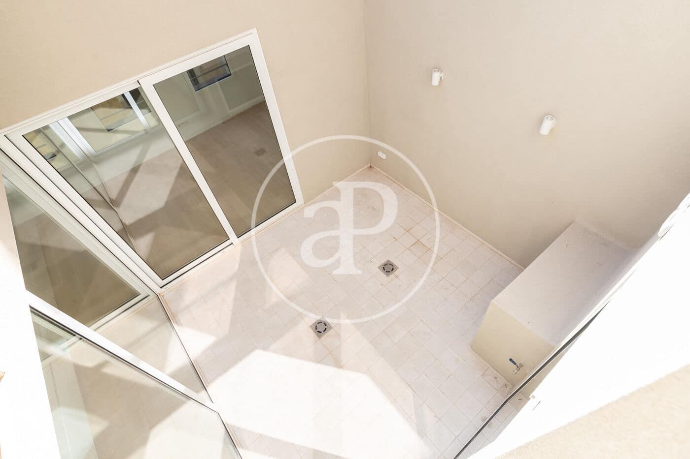 4 makuuhuone Kattohuoneisto myytävänä paikassa Barcelona kaupunki - 890 000 € (Ref: 9303516)