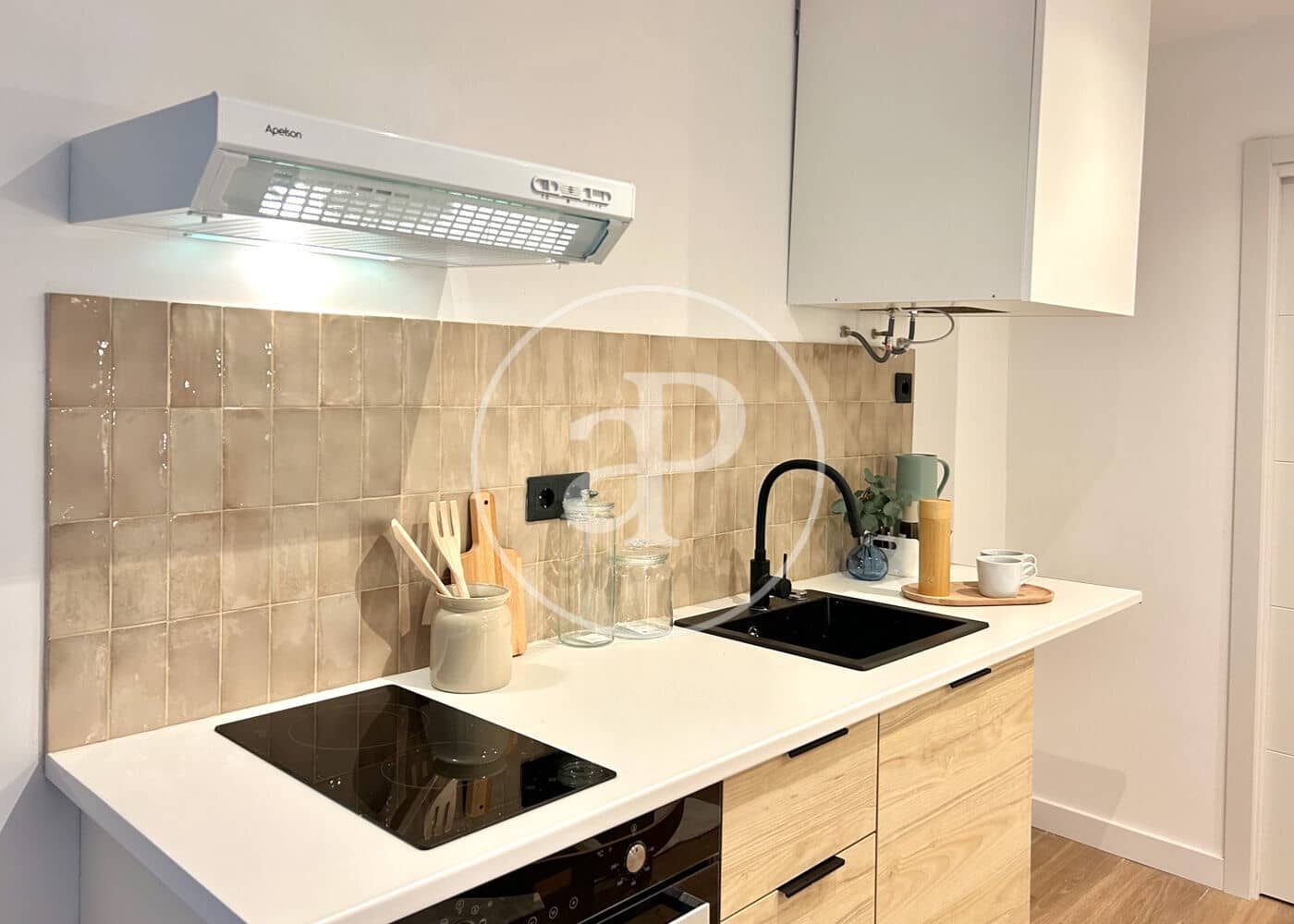 1 sypialnia Willa do wynajęcia w Miasto Barcelona - 1 300 € (Ref: 9303517)