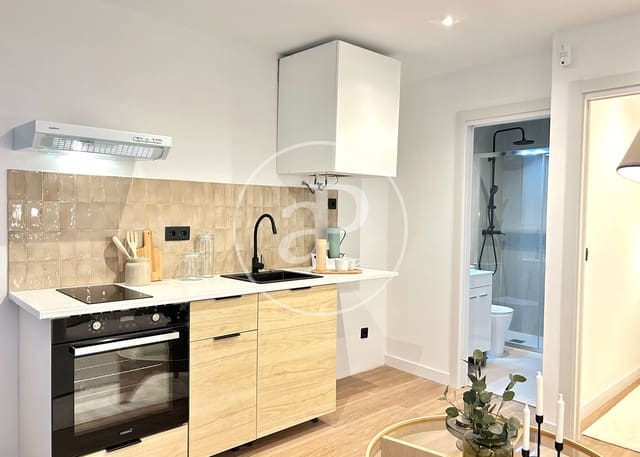 1 sypialnia Willa do wynajęcia w La Vila de Gràcia, Miasto Barcelona - 1 300 € (Ref: 9303517)