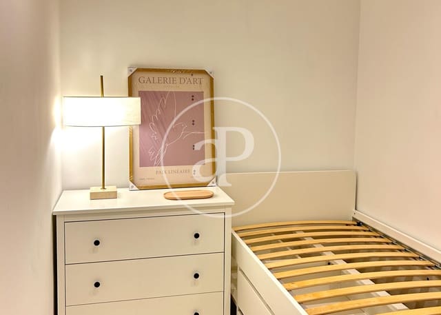 1 sypialnia Willa do wynajęcia w La Vila de Gràcia, Miasto Barcelona - 1 300 € (Ref: 9303517)