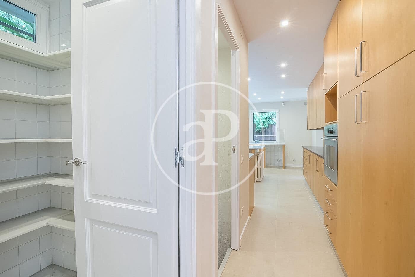 5 slaapkamer Villa te huur in Barcelona stad met zwembad - € 12.500 (Ref: 9303518)