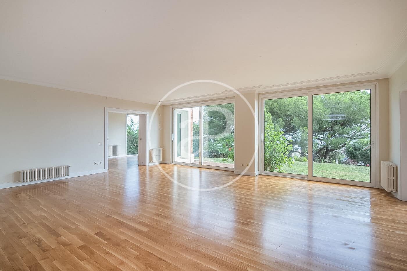 5 slaapkamer Villa te huur in Barcelona stad met zwembad - € 12.500 (Ref: 9303518)