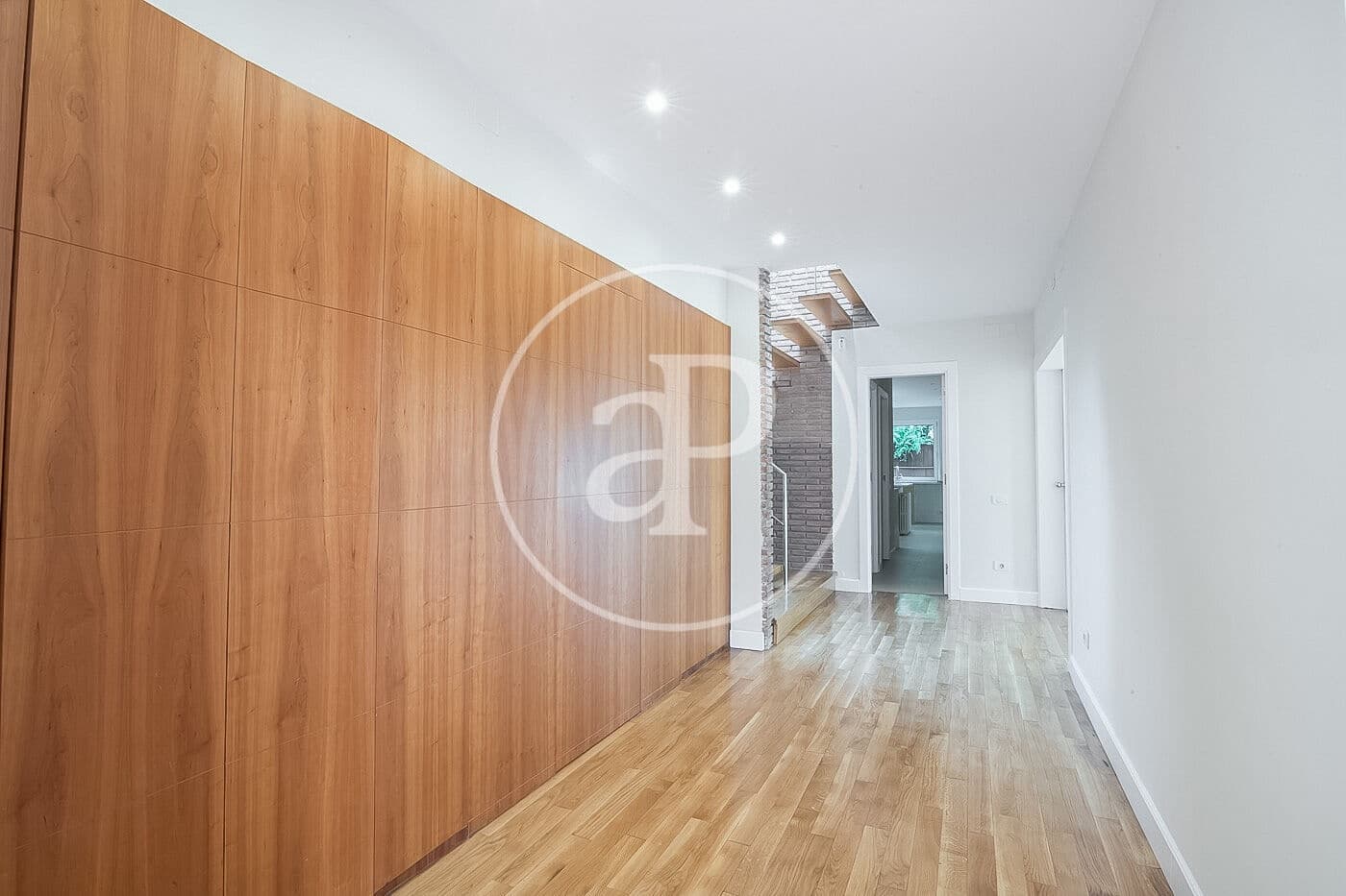 5 slaapkamer Villa te huur in Barcelona stad met zwembad - € 12.500 (Ref: 9303518)