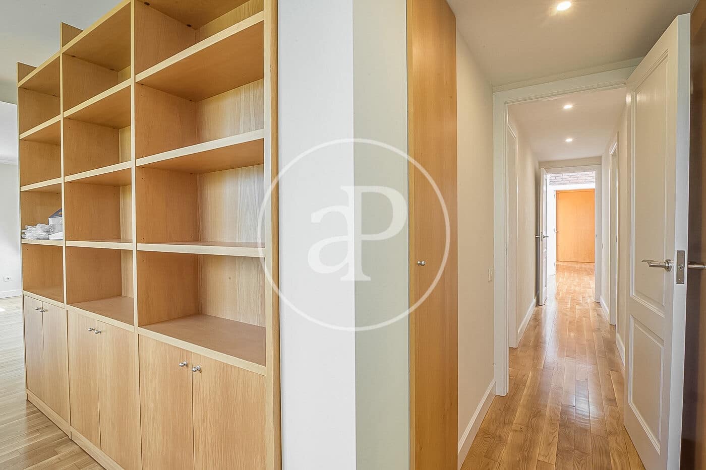 5 slaapkamer Villa te huur in Barcelona stad met zwembad - € 12.500 (Ref: 9303518)