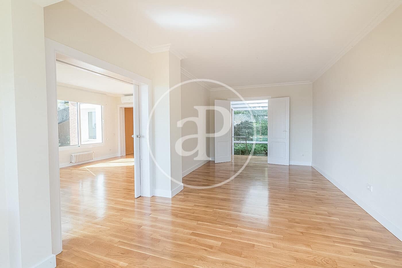 5 slaapkamer Villa te huur in Barcelona stad met zwembad - € 12.500 (Ref: 9303518)