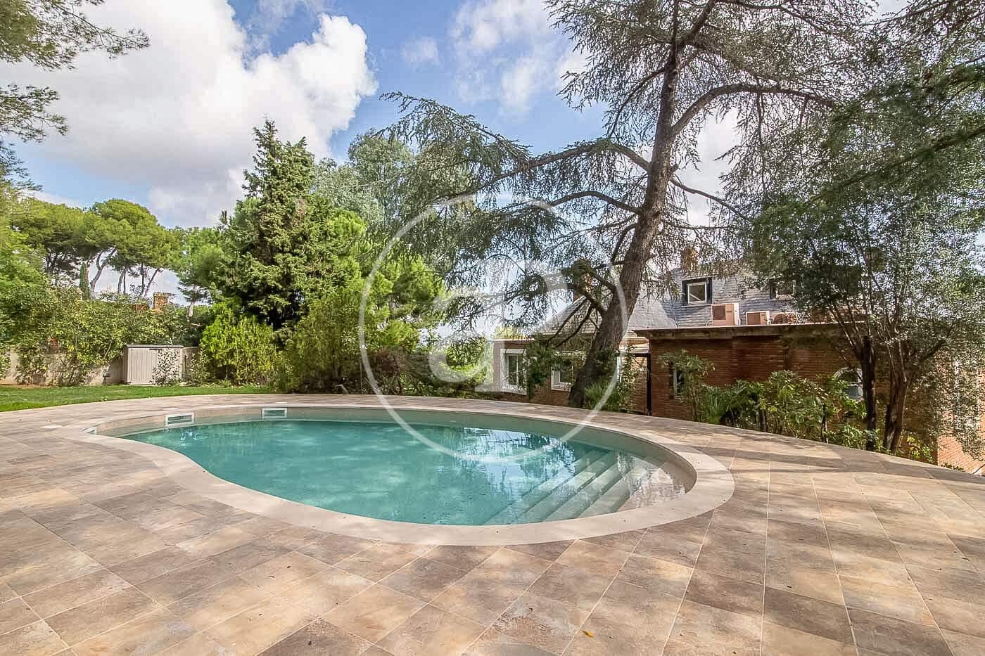 5 slaapkamer Villa te huur in Barcelona stad met zwembad - € 12.500 (Ref: 9303518)