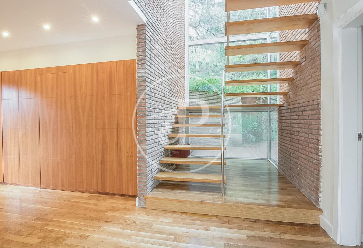 5 slaapkamer Villa te huur in Barcelona stad met zwembad - € 12.500 (Ref: 9303518)