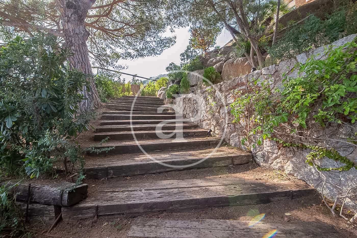 5 slaapkamer Villa te huur in Barcelona stad met zwembad - € 12.500 (Ref: 9303518)