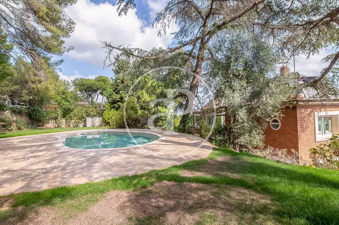 5 slaapkamer Villa te huur in Barcelona stad met zwembad - € 12.500 (Ref: 9303518)