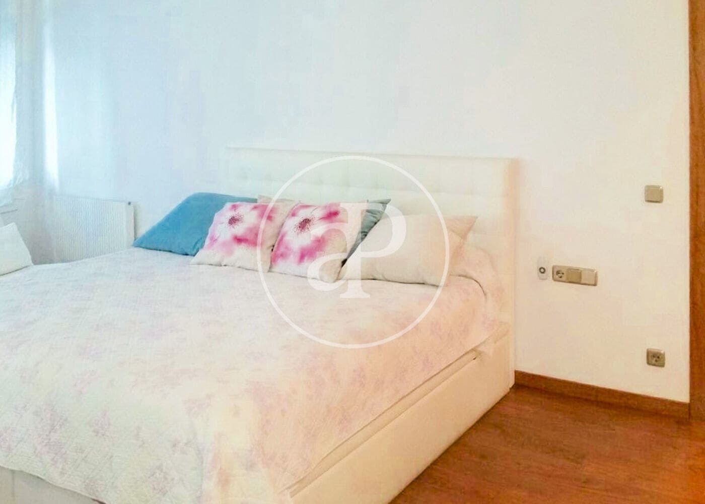 3 bedroom Apartment for rent in Barcelona city - € 1,605 (Ref: 9308490)