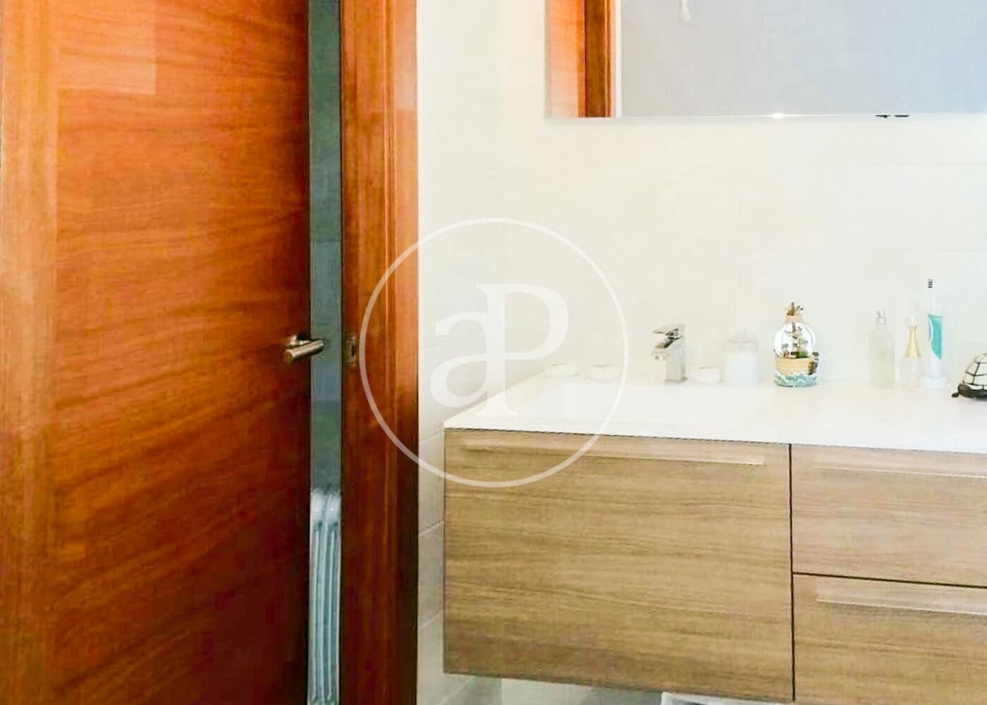 3 bedroom Apartment for rent in Barcelona city - € 1,605 (Ref: 9308490)