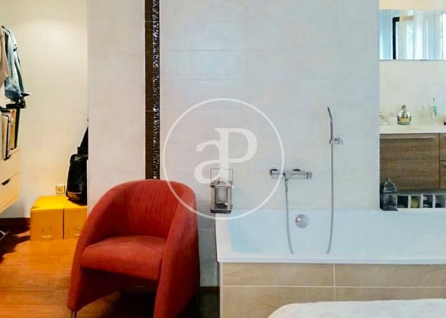 3 bedroom Apartment for rent in El Putxet i El Farró, Barcelona city - € 1,605 (Ref: 9308490)