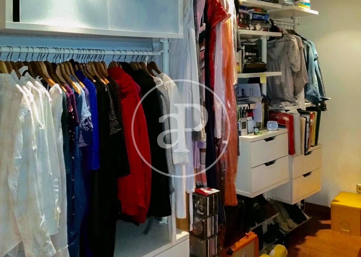 3 bedroom Apartment for rent in Barcelona city - € 1,605 (Ref: 9308490)