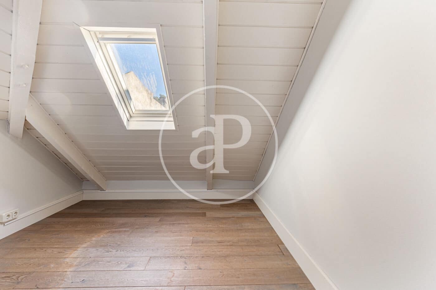 6 makuuhuone Huvila vuokrattavana paikassa Sant Cugat del Valles mukana uima-altaan - 6 900 € (Ref: 9310875)