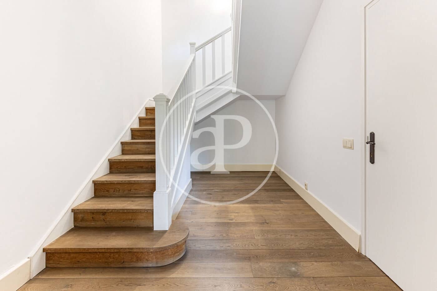 6 makuuhuone Huvila vuokrattavana paikassa Sant Cugat del Valles mukana uima-altaan - 6 900 € (Ref: 9310875)