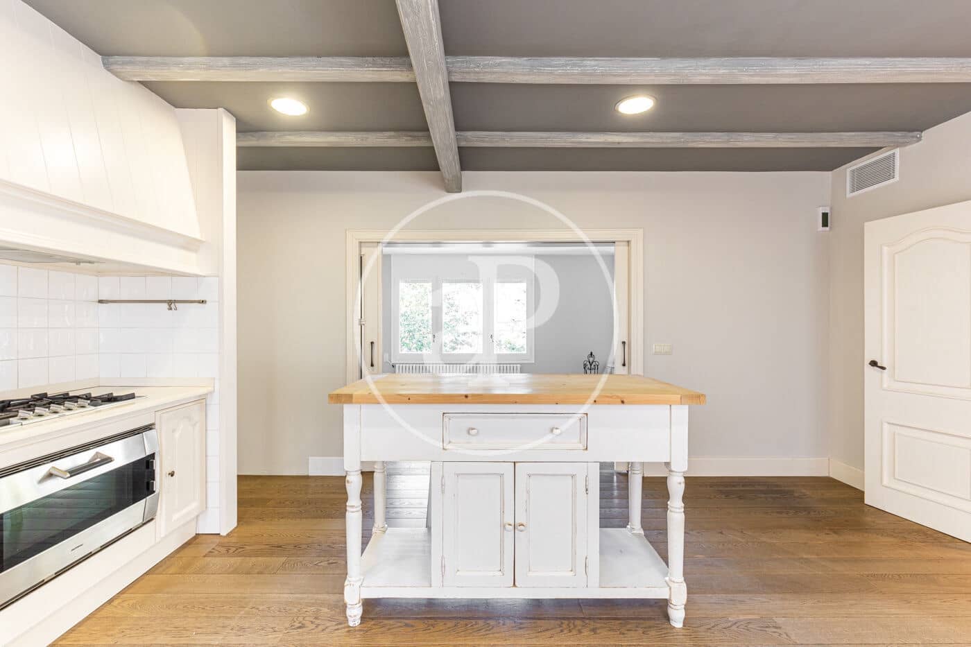 6 makuuhuone Huvila vuokrattavana paikassa Sant Cugat del Valles mukana uima-altaan - 6 900 € (Ref: 9310875)