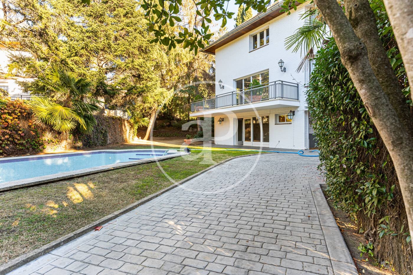 6 makuuhuone Huvila vuokrattavana paikassa Sant Cugat del Valles mukana uima-altaan - 6 900 € (Ref: 9310875)