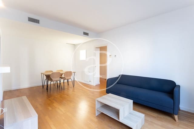 Appartement de 3 chambres à louer à El Poblenou, Barcelone ville - 2 500 € (Ref: 9312844)