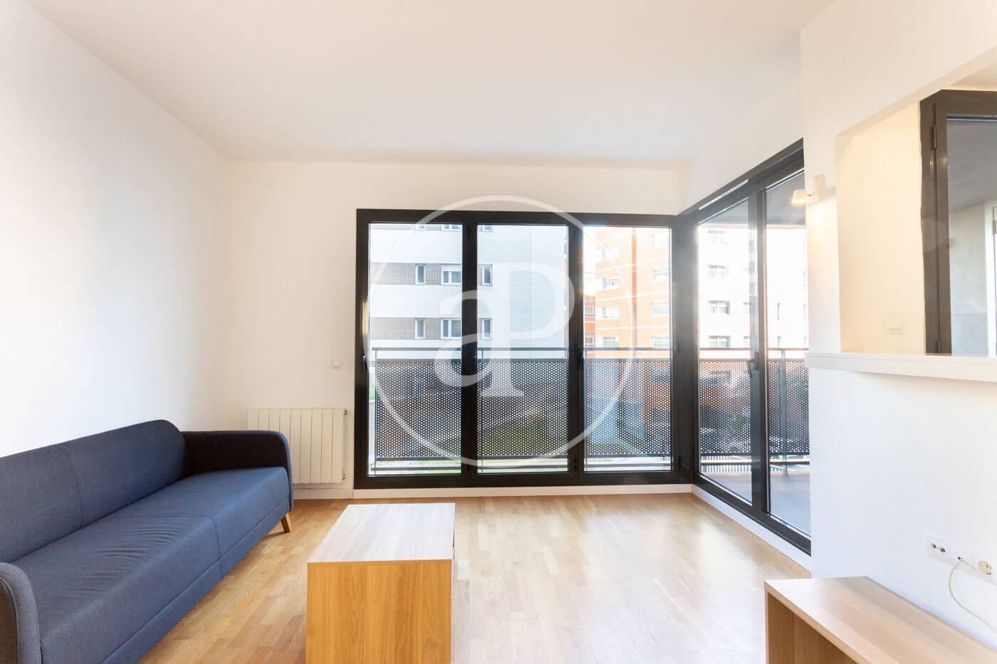 3 soveværelse Lejlighed til leje i Barcelona by - € 2.500 (Ref: 9312844)