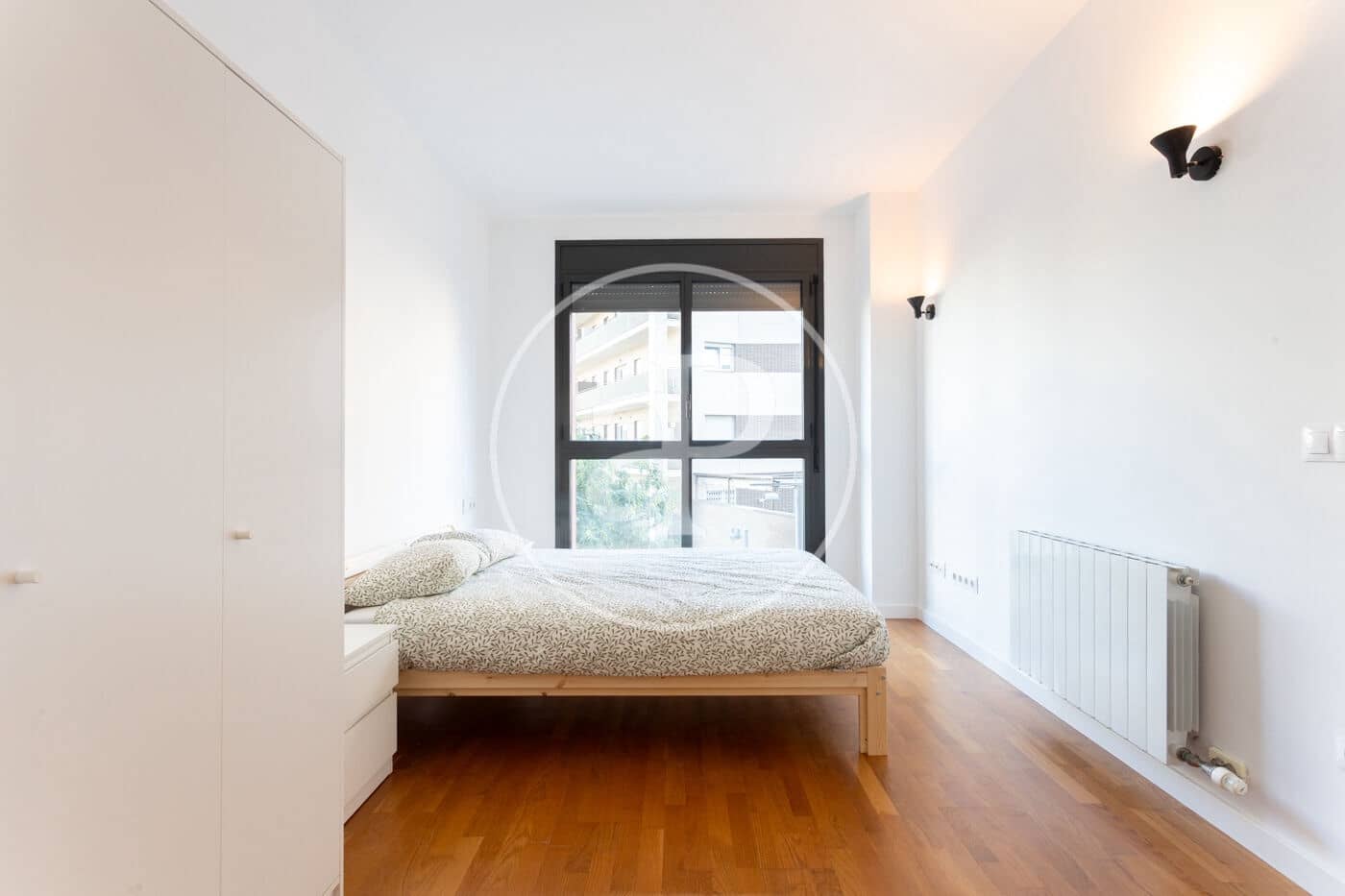 3 soveværelse Lejlighed til leje i Barcelona by - € 2.500 (Ref: 9312844)