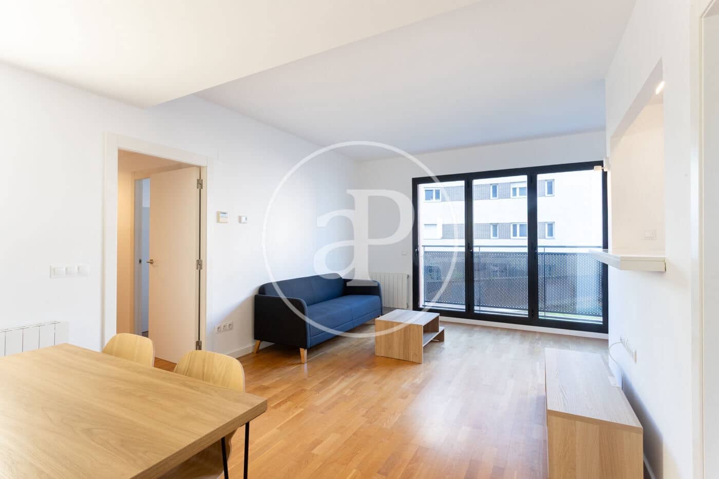 3 soveværelse Lejlighed til leje i Barcelona by - € 2.500 (Ref: 9312844)