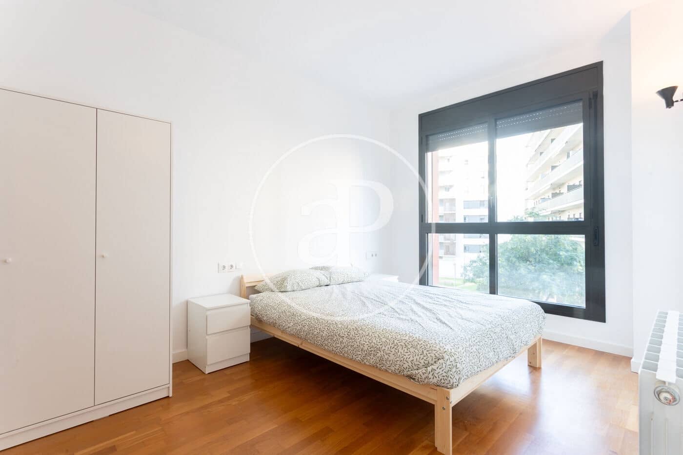 3 soveværelse Lejlighed til leje i Barcelona by - € 2.500 (Ref: 9312844)