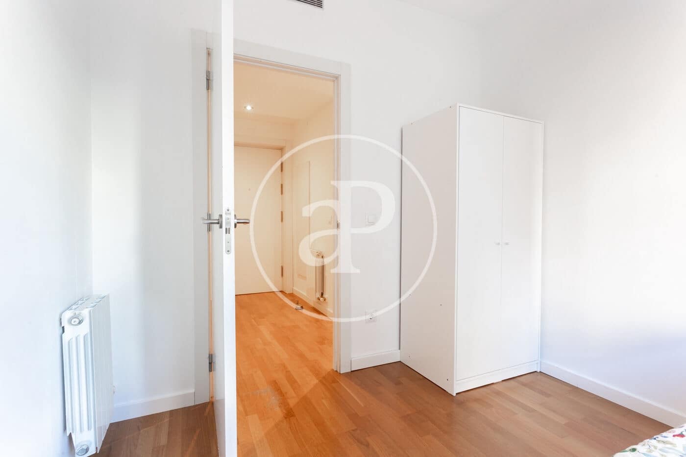 3 soveværelse Lejlighed til leje i Barcelona by - € 2.500 (Ref: 9312844)