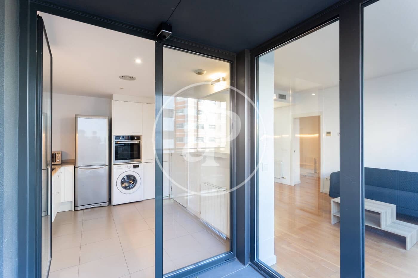 3 soveværelse Lejlighed til leje i Barcelona by - € 2.500 (Ref: 9312844)