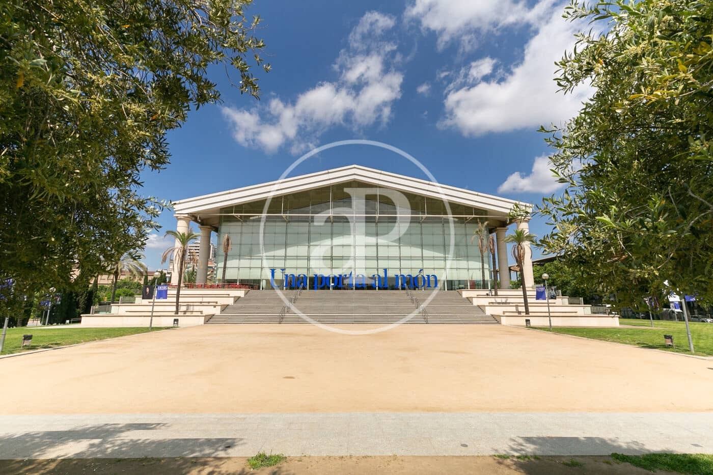 3 bedroom Apartment for rent in Barcelona city - € 2,500 (Ref: 9312844)