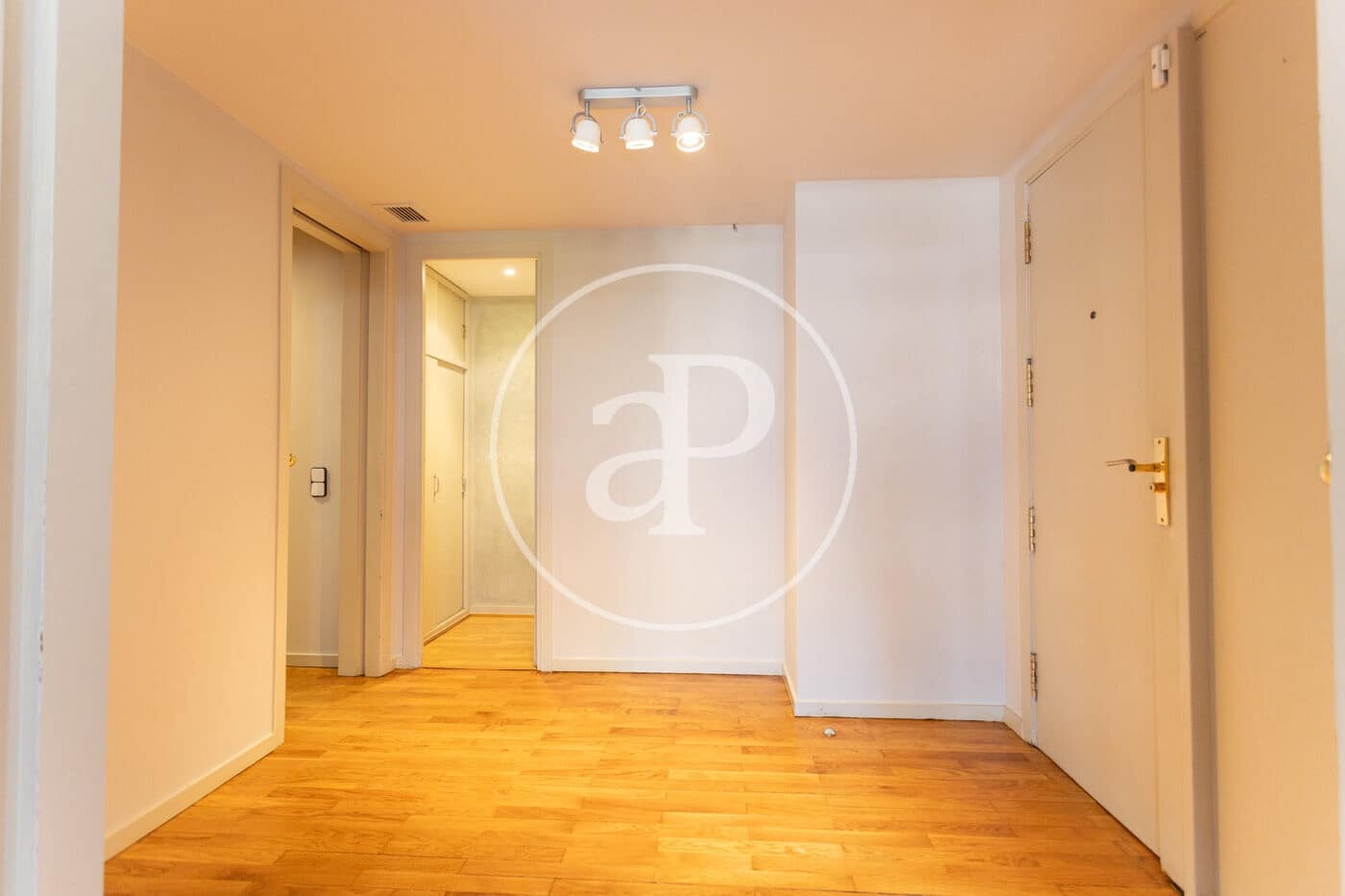 4 bedroom Penthouse for rent in Barcelona city - € 4,900 (Ref: 9312846)