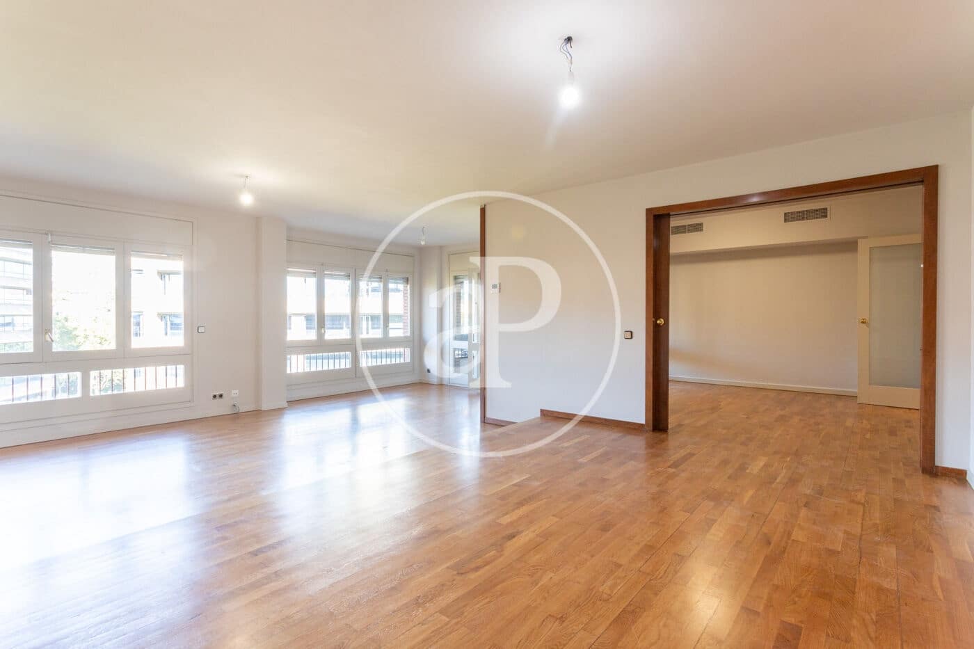 4 bedroom Penthouse for rent in Barcelona city - € 4,900 (Ref: 9312846)