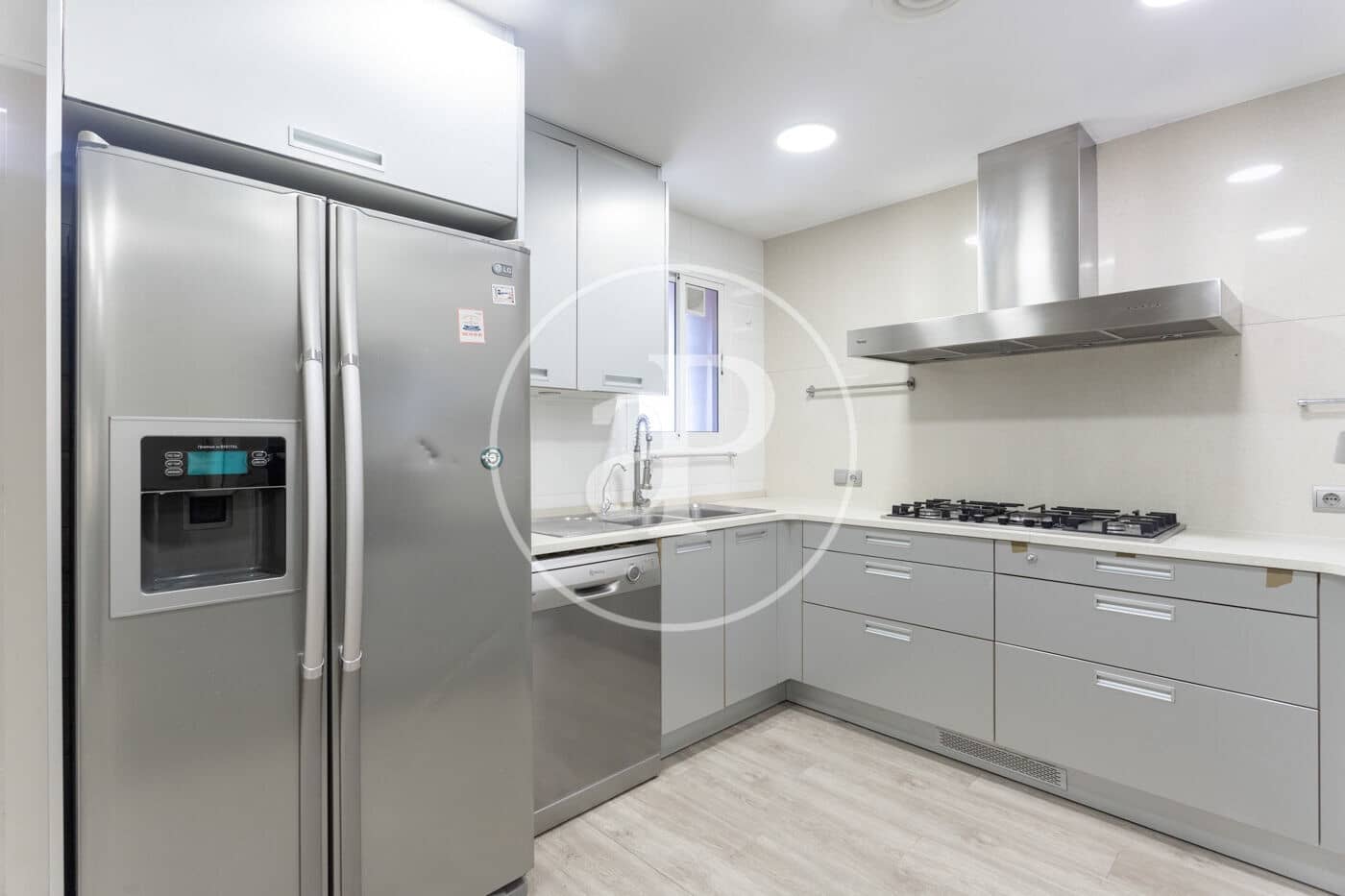 4 bedroom Penthouse for rent in Barcelona city - € 4,900 (Ref: 9312846)