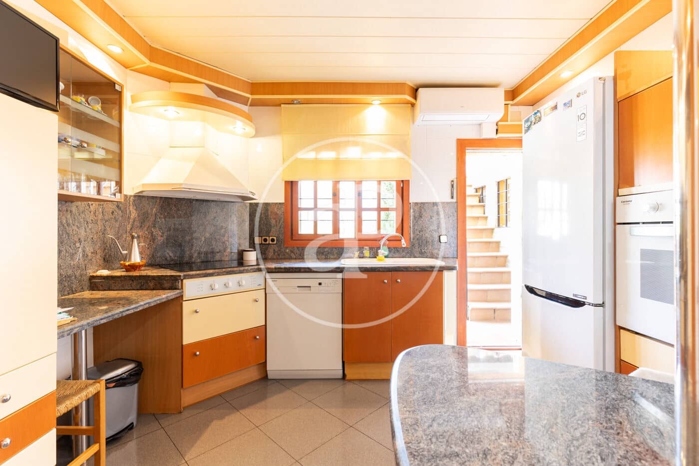 5 slaapkamer Villa te koop in Cerdanyola del Valles met zwembad - € 932.000 (Ref: 9312848)