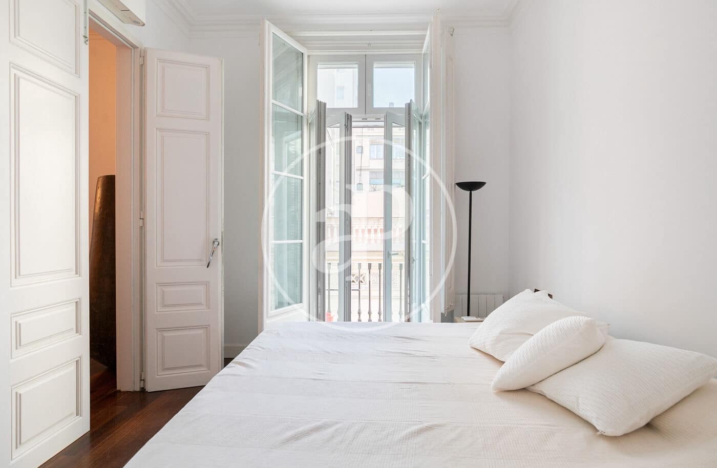 2 soverom Leilighet til leie i Barcelona by - € 4 220 (Ref: 9317825)