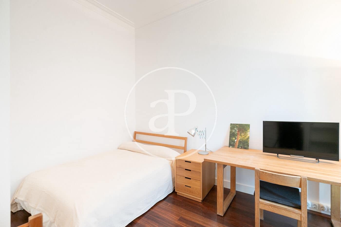 2 soverom Leilighet til leie i Barcelona by - € 4 220 (Ref: 9317825)