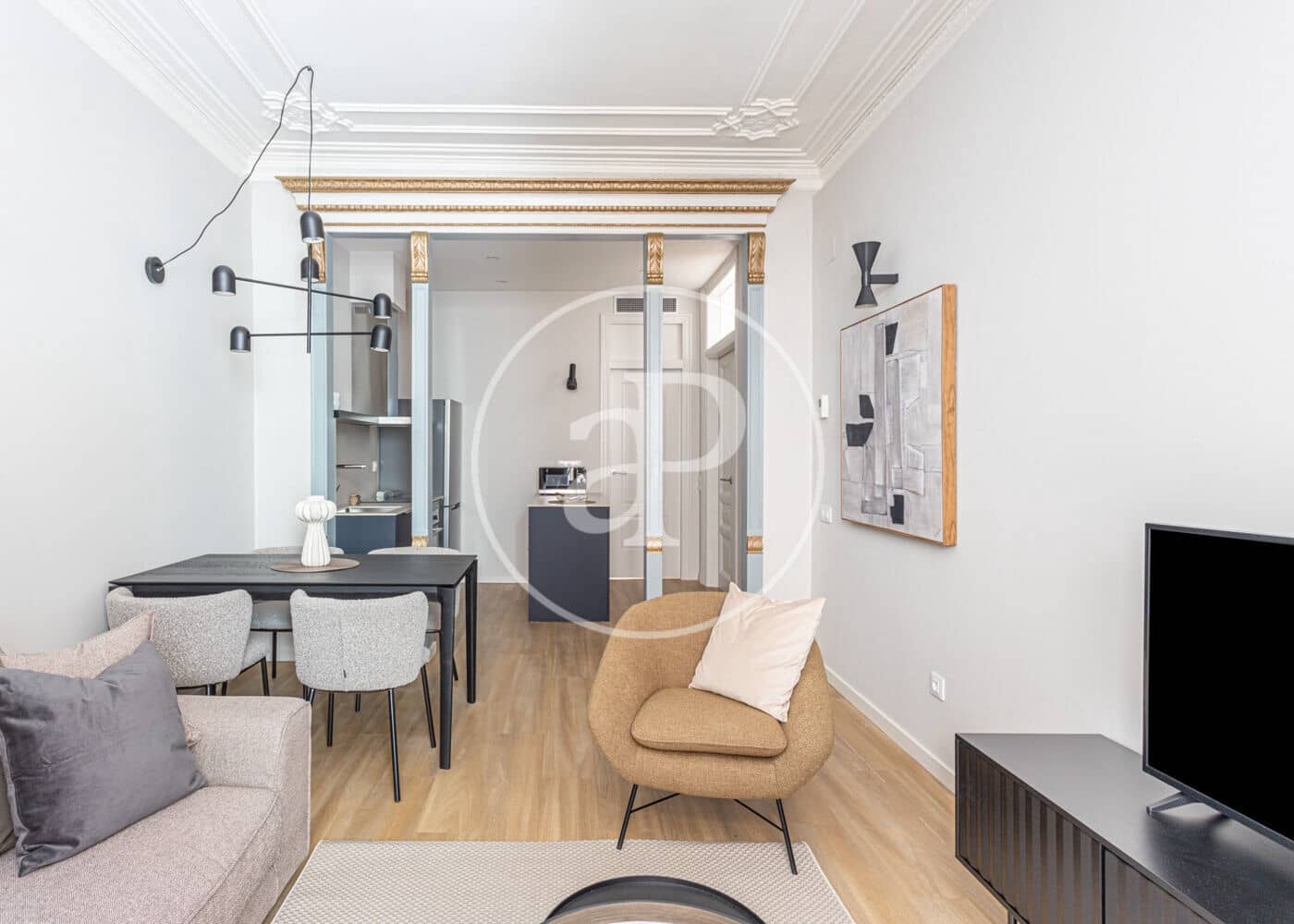 2 slaapkamer Appartement te huur in Barcelona stad - € 3.250 (Ref: 9317826)