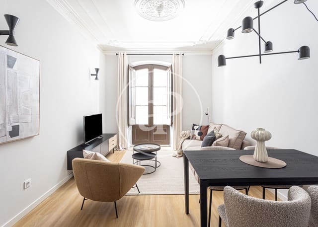 2 soverom Leilighet til leie i El Barri Gòtic, Barcelona by - € 3 250 (Ref: 9317826)