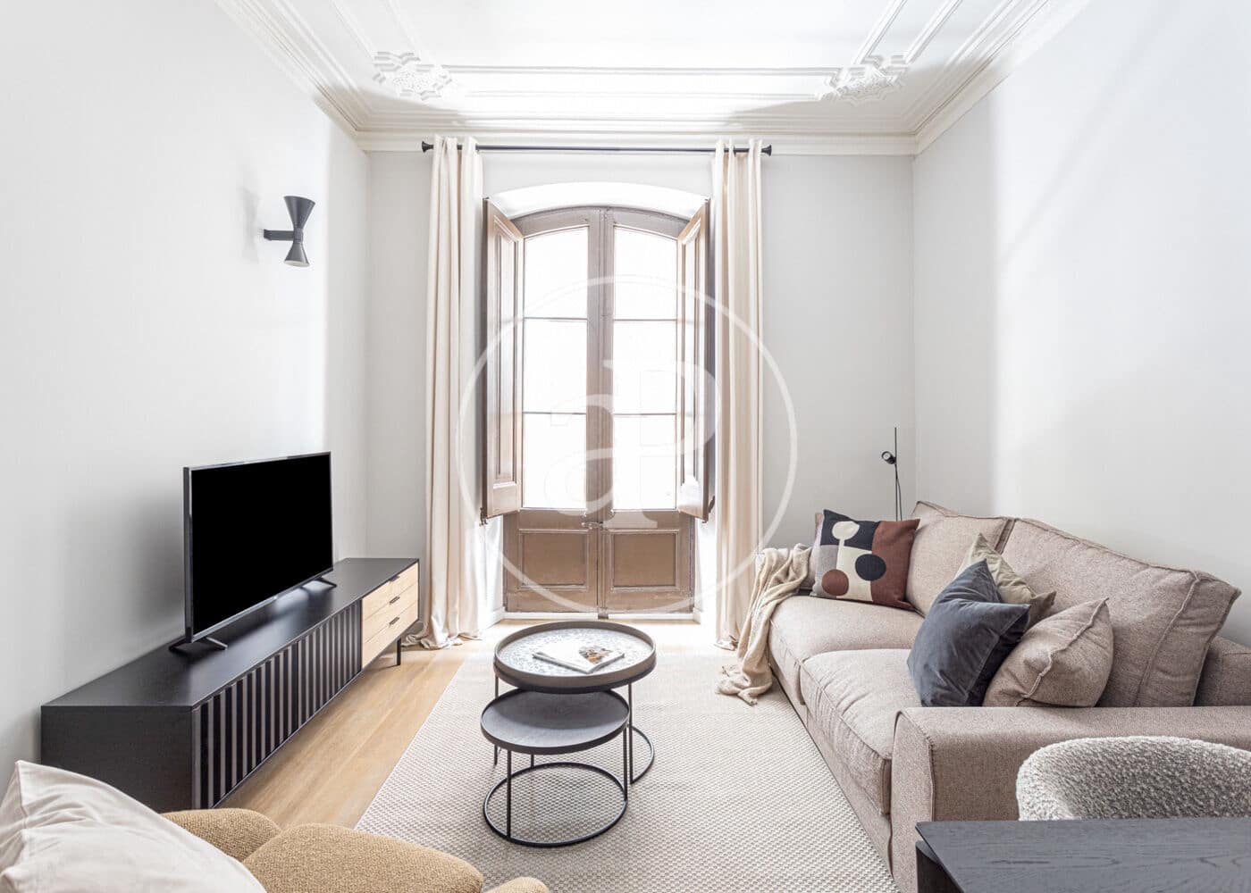 2 slaapkamer Appartement te huur in Barcelona stad - € 3.250 (Ref: 9317826)