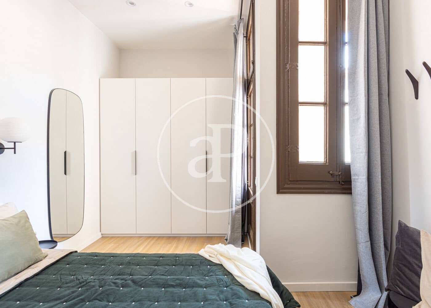 2 slaapkamer Appartement te huur in Barcelona stad - € 3.250 (Ref: 9317826)