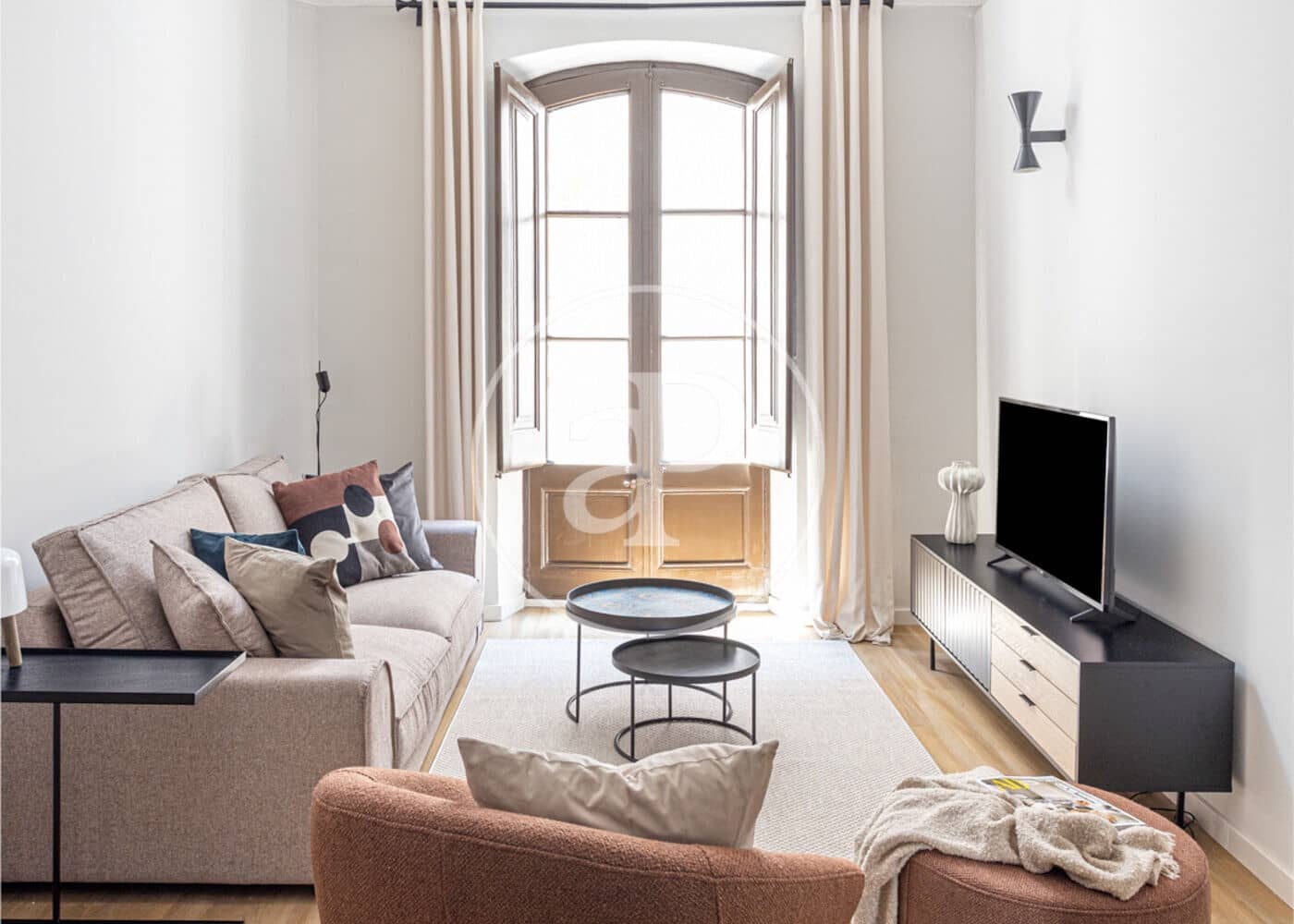 2 soverom Leilighet til leie i Barcelona by - € 3 450 (Ref: 9317827)