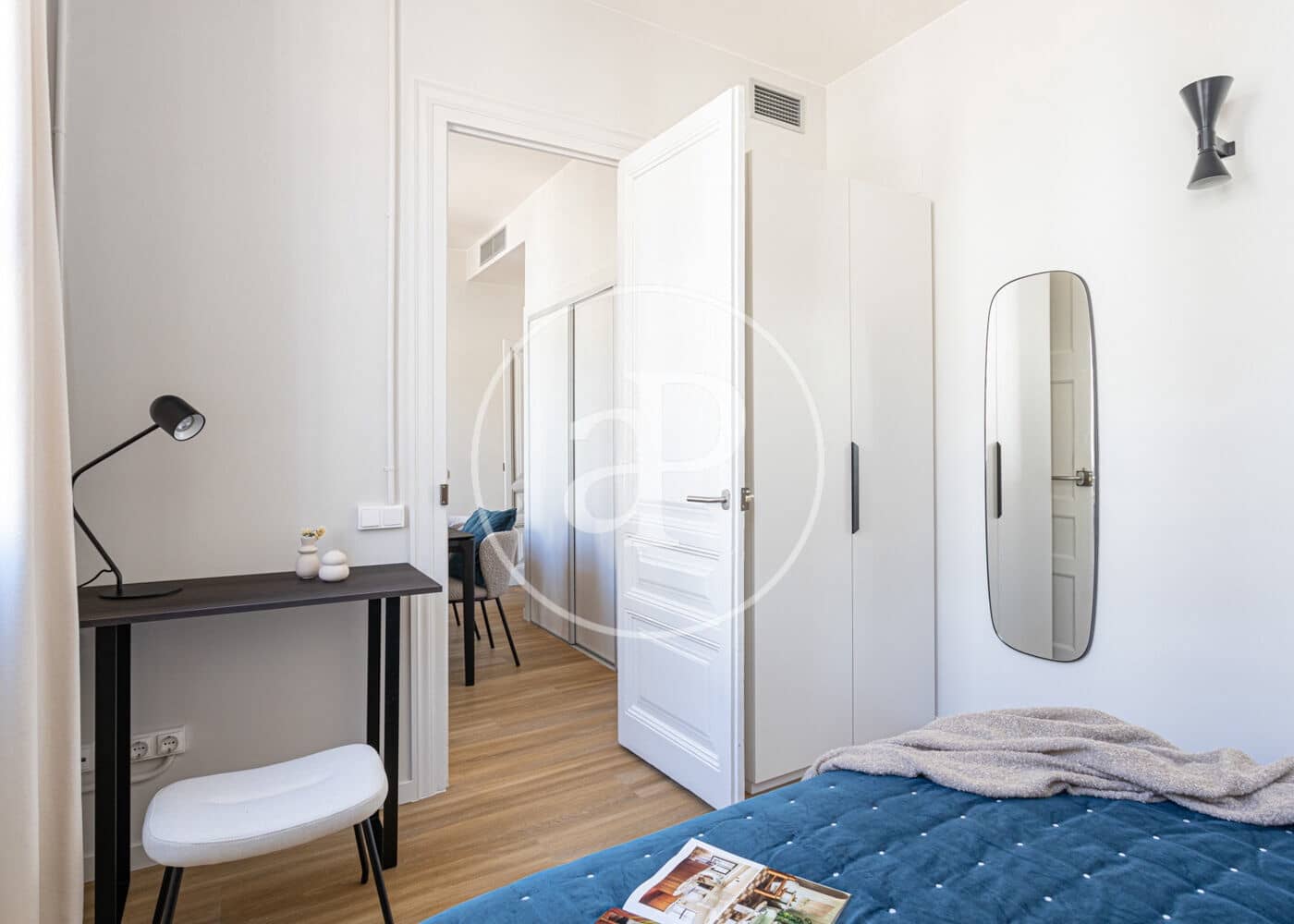2 soverom Leilighet til leie i Barcelona by - € 3 450 (Ref: 9317827)