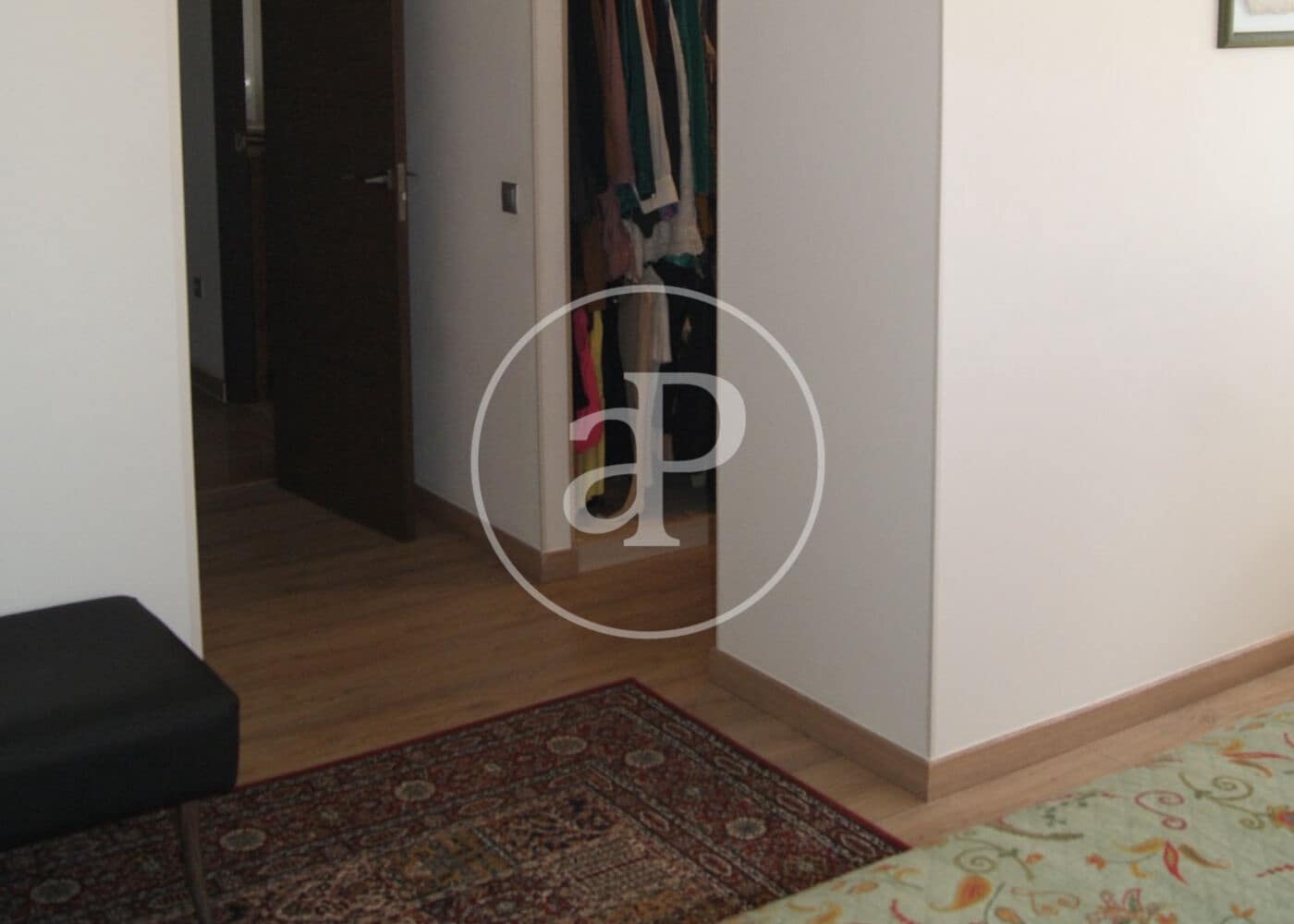 5 bedroom Villa for sale in Alella with pool - € 1,090,000 (Ref: 9321877)