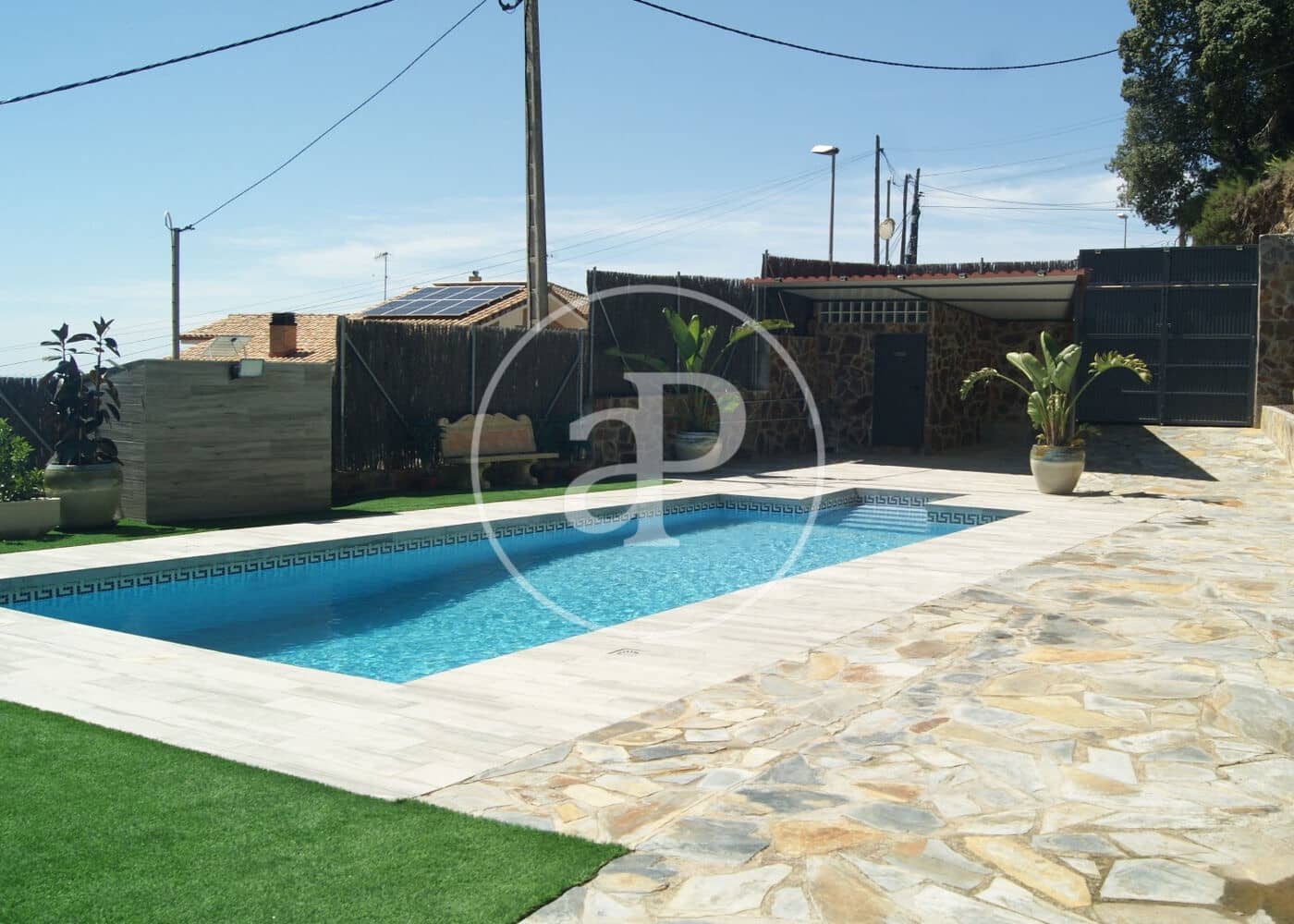 5 bedroom Villa for sale in Alella with pool - € 1,090,000 (Ref: 9321877)