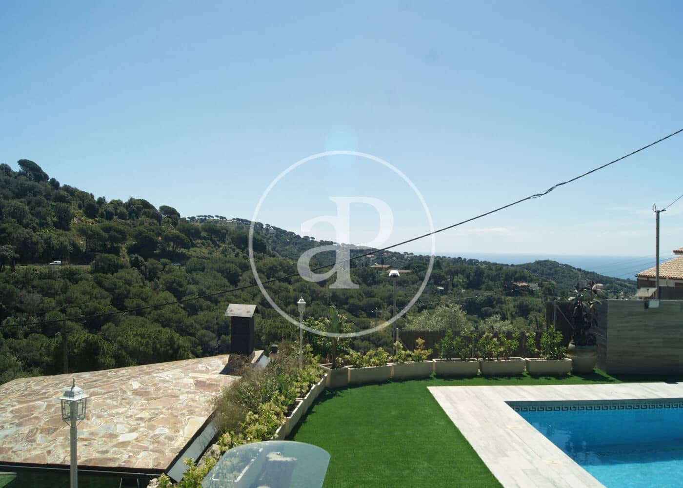 5 bedroom Villa for sale in Alella with pool - € 1,090,000 (Ref: 9321877)